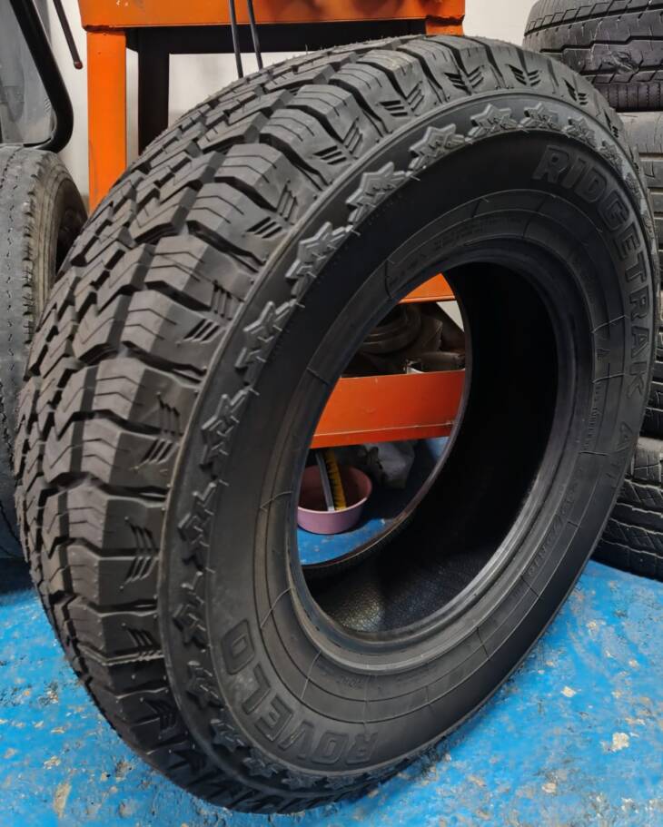 Llanta 245/75R16