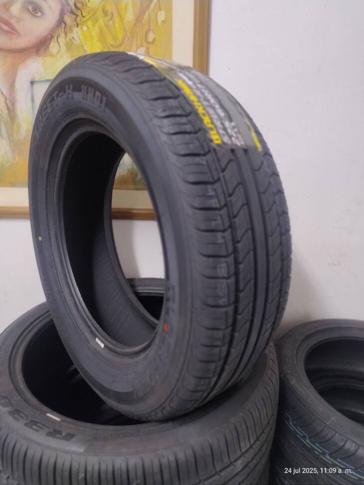 Llanta 225/60R17