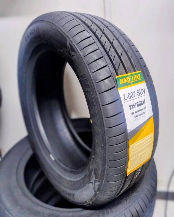 Llanta 215/60R17